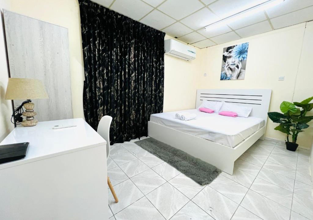 Naif House | Delight