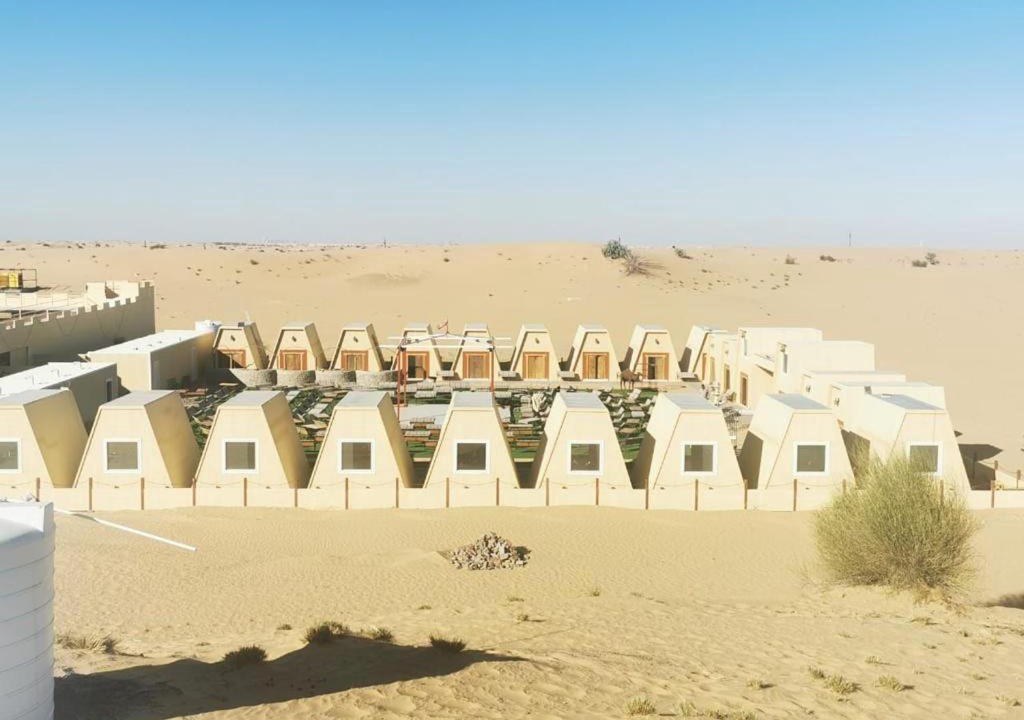 Dubai Other | Desert Point