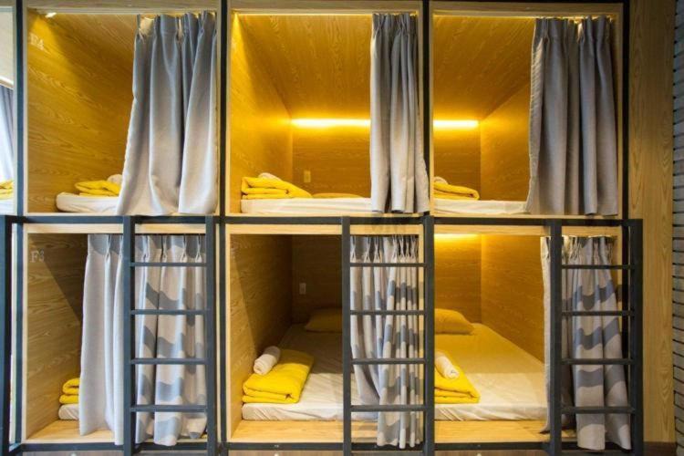 Bur Dubai Hostel | Dubai POD Capsule Hostel Near Sharaf DG & Burjuman Metro Station