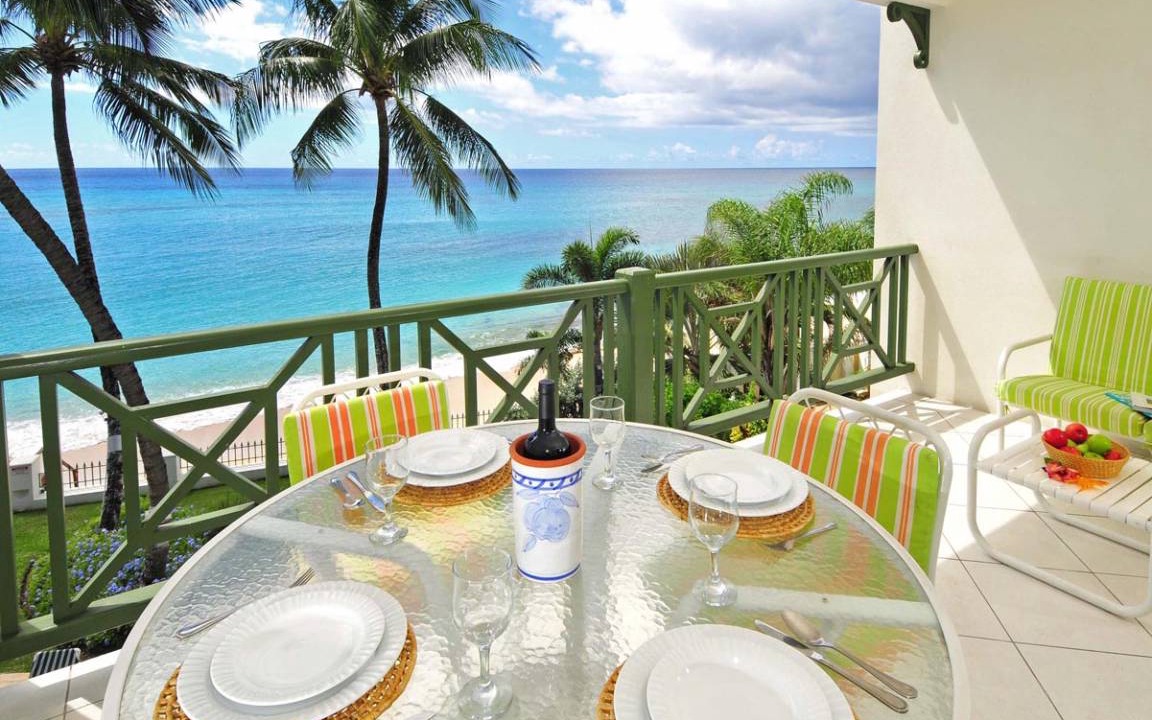 Worthing Apartment | Easy-Going Beachfront Apartment with Pool - Leith Court 11