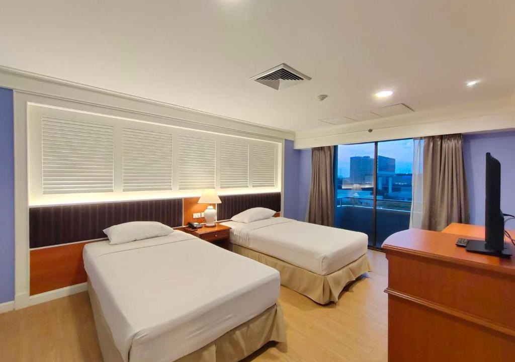 Talat Bang Khen Hotel | Ebina House - SHA Extra Plus