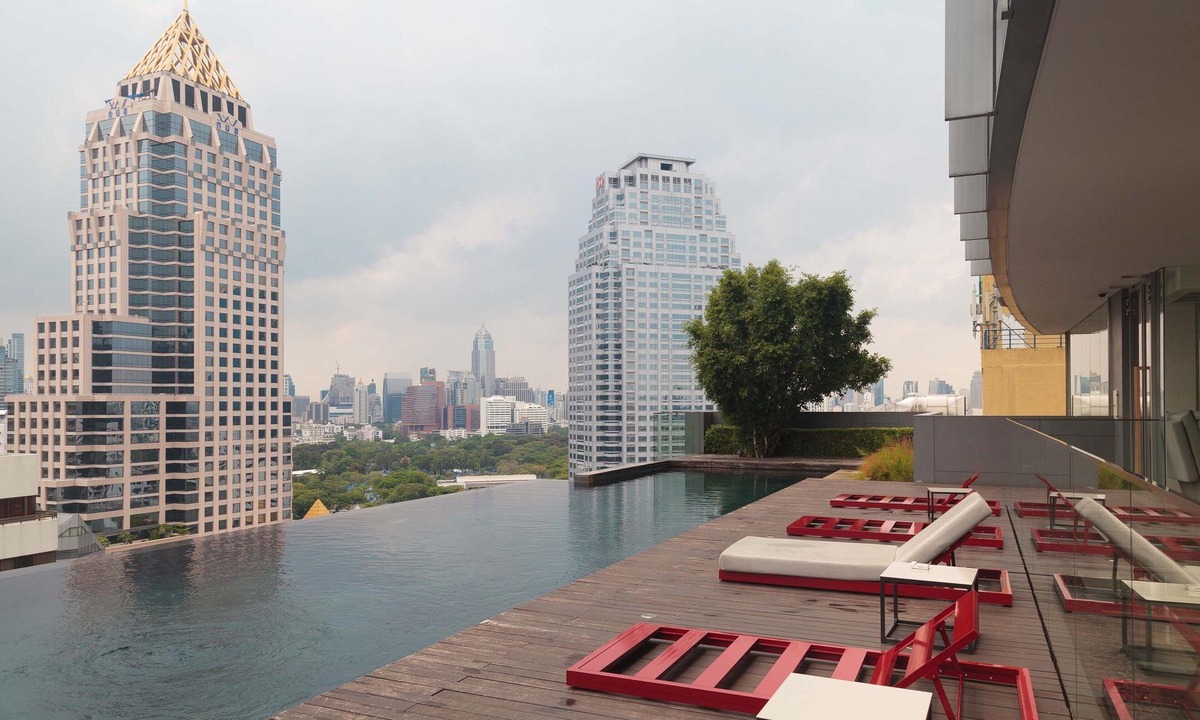 Silom | Embassy District
