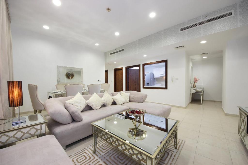 Downtown Dubai Apartment | Elegant 2 Bedroom Apt in Executive Tower K, Business Bay
