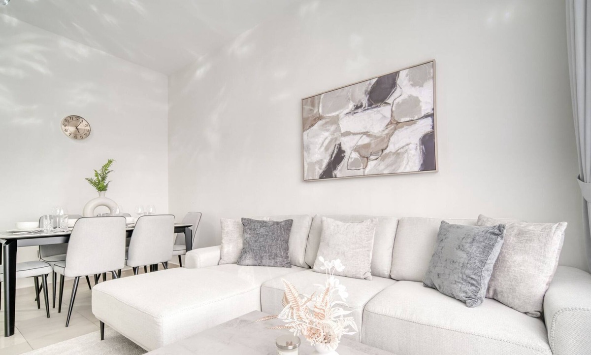 Barsha Heights Apartment | Elegant Touches in Oasis Two-Bedroom
