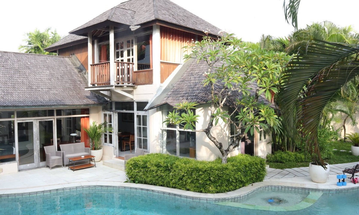 Central Seminyak Villa | Exotic Villa Seminyak , 4bdr/4 Bathroom , huge private pool