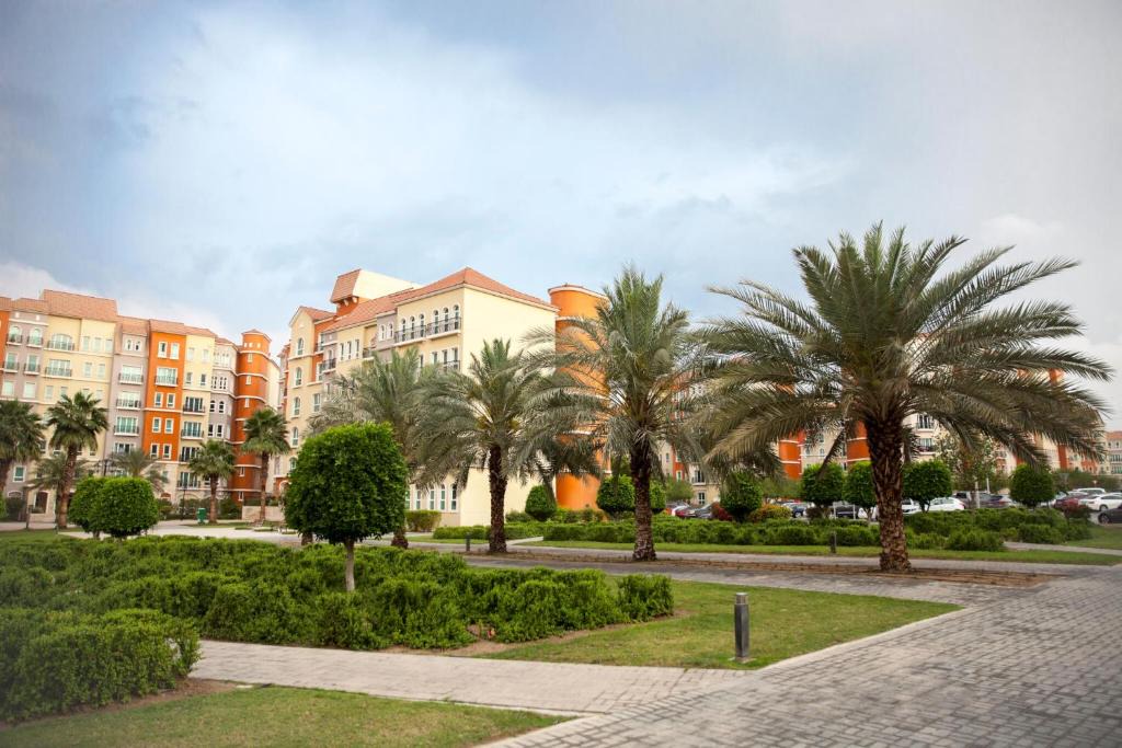 Discovery Gardens Hostel | Expo Stay