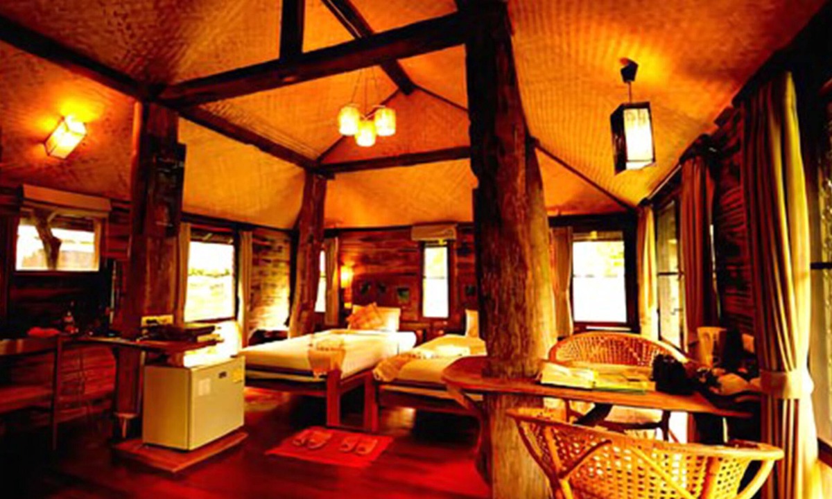 San Sai Hotel | Fern Paradise