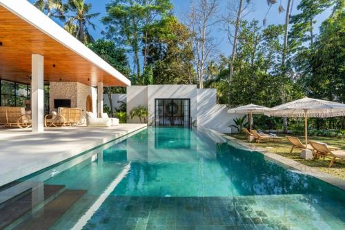 Melayang House | Fire Fly Villa