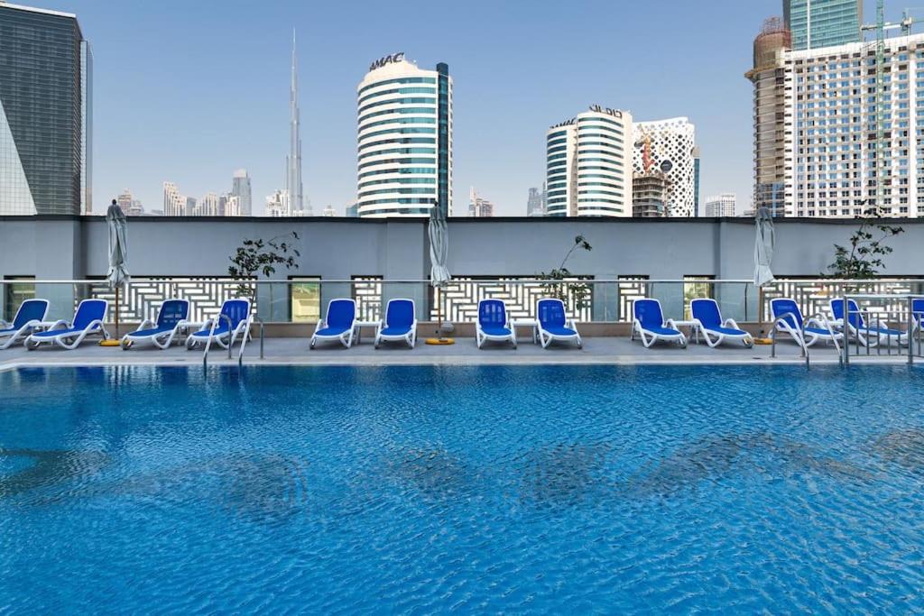 Business Bay Apartment | Frank Porter - Executive Bay