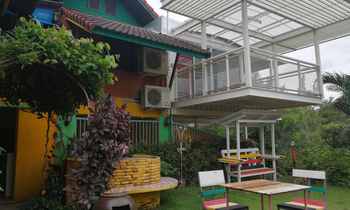 Suan Phueng House | Frontier Homestel