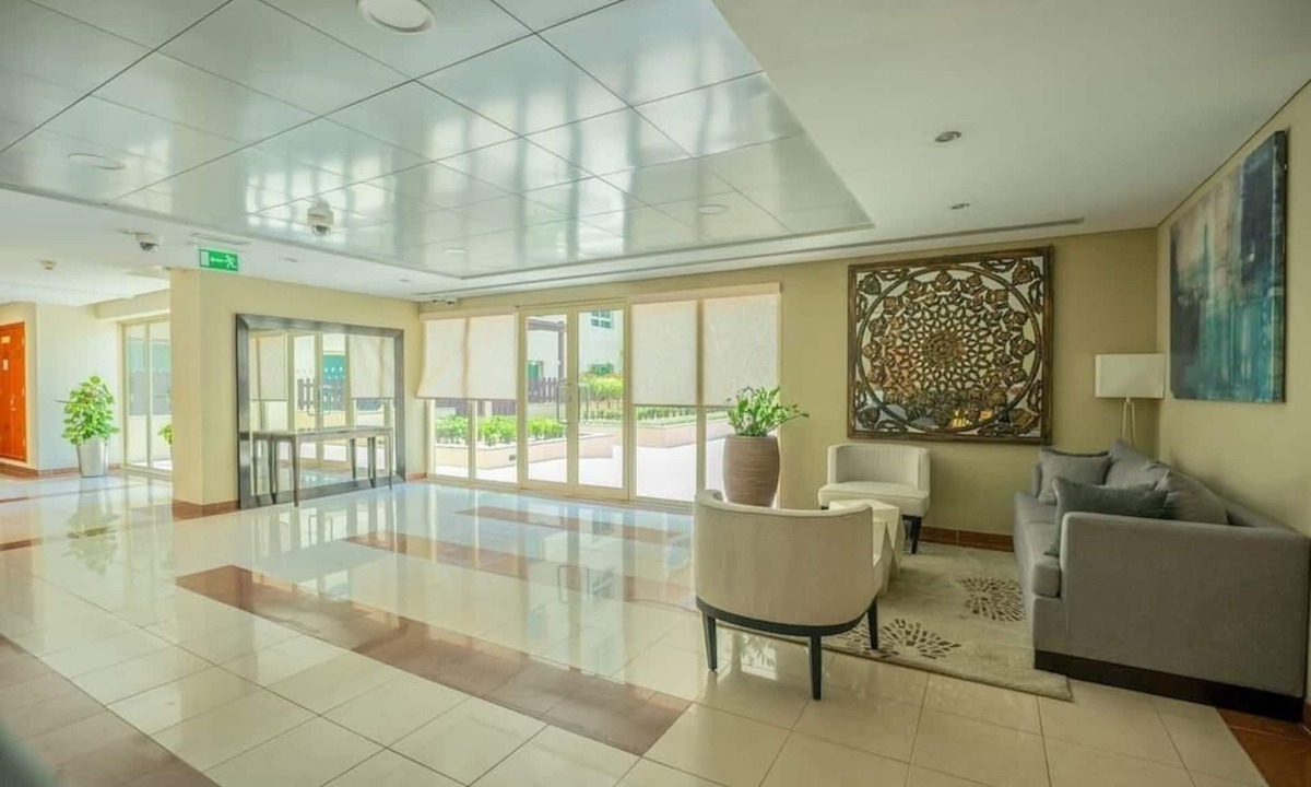 The Greens Apartment | Fully Upgraded | Large Terrace | Extra Sofa Bed