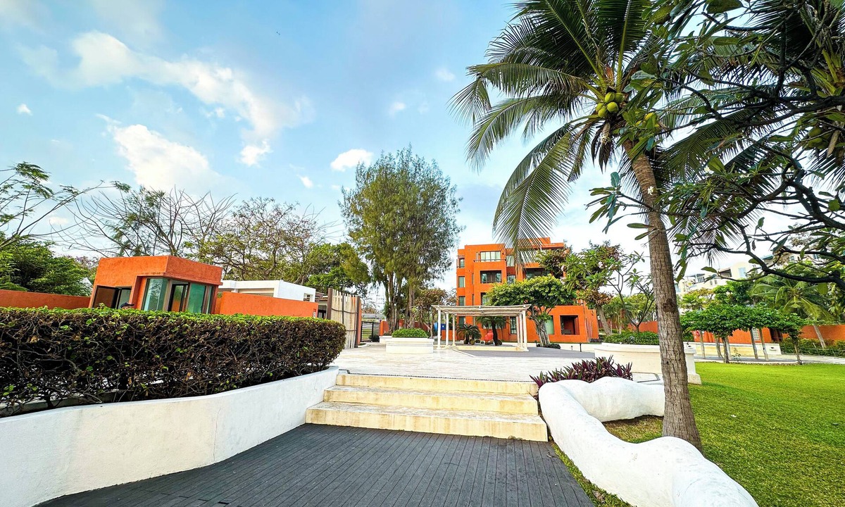 Khao Tao Condo | Great Family condo on Beach with 3 pools