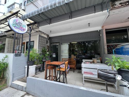 Wat Ket House | GREEN CURRY HOSTEL at Chang Klan