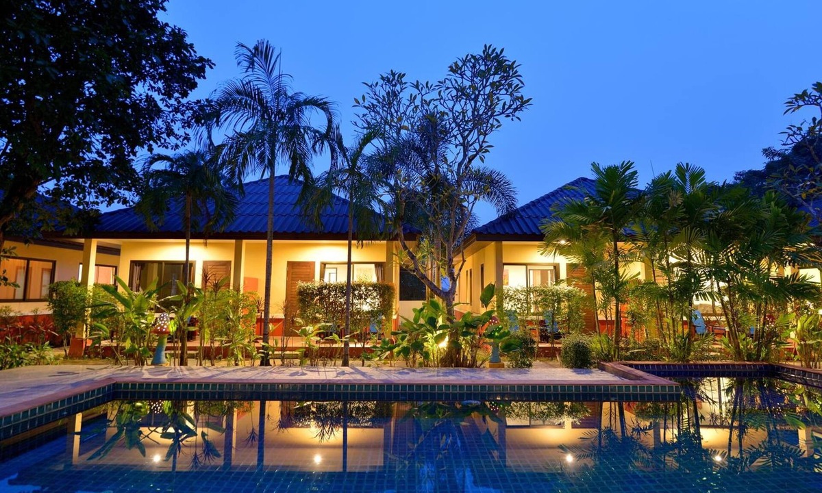 Chalong Hotel | Happy Cottages Phuket