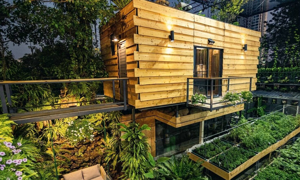 Chatuchak Cabin | Hidden gem in BKK! Treehouse-styled cabin in a lush private aviary-Pet Friendly!