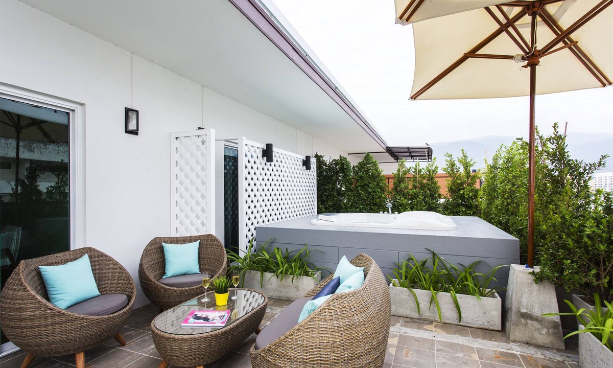 Nimman Villa | Hip Chiang Mai 7 Bedroom Townhouse