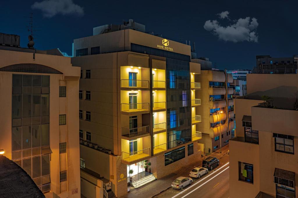 Al Muraqqabat Hotel | Hive Hotel