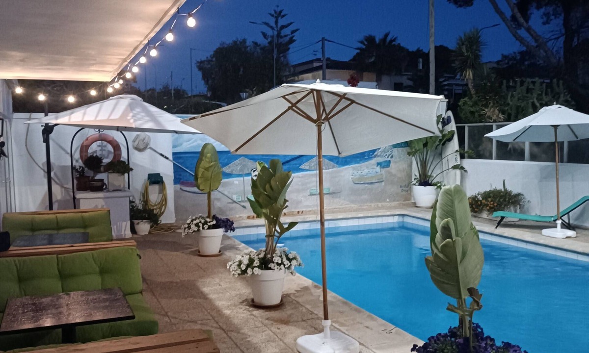 Ses Cadenes Hostel | Hostal Orsi