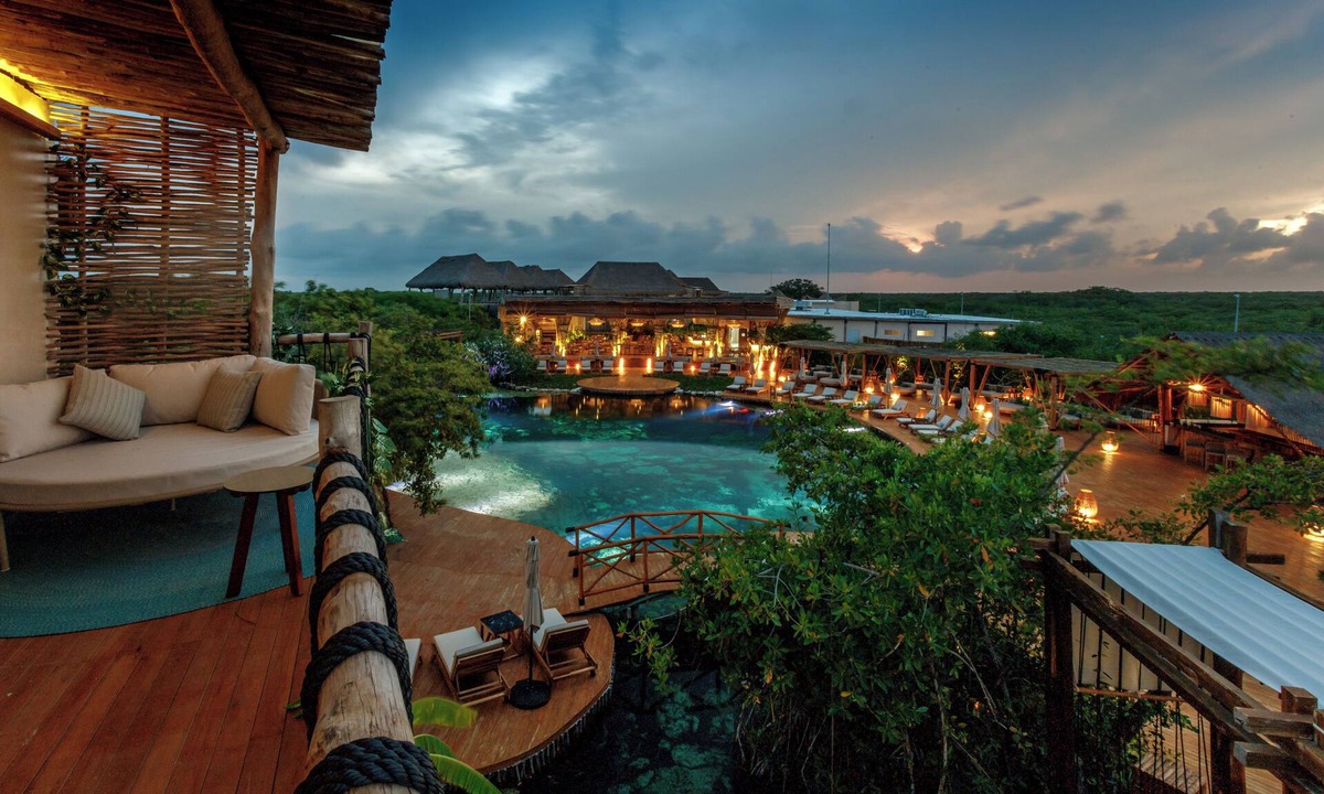 Zona Hotelera Hotel | Hotel Shibari Tulum - Restaurant & Cenote Club
