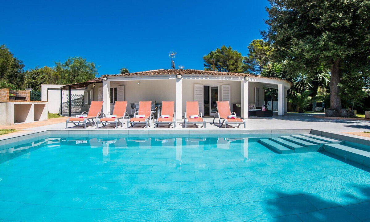 Crestatx Ski Chalet | House with pool Casa Encinar in Mallorca