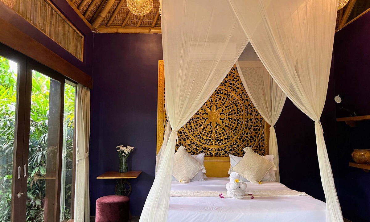 Sayan Villa | Joyously Raw Villas