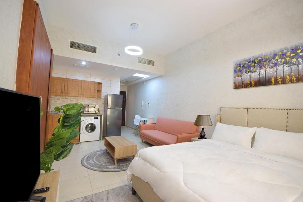 Dubai Apartment | KeyHost - Cordoba Palace Studio 204