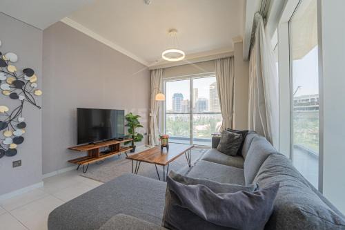 Jumeirah Village Circle Apartment | KeyHost - Large 1BR Apartment near Five hotel - Regent Court JVC - K370