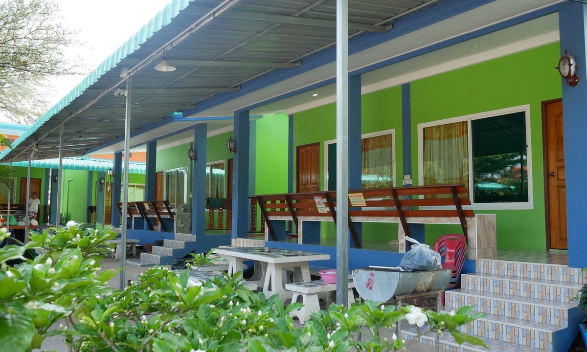 Khlong Khut Hotel | Kwanjai Resort