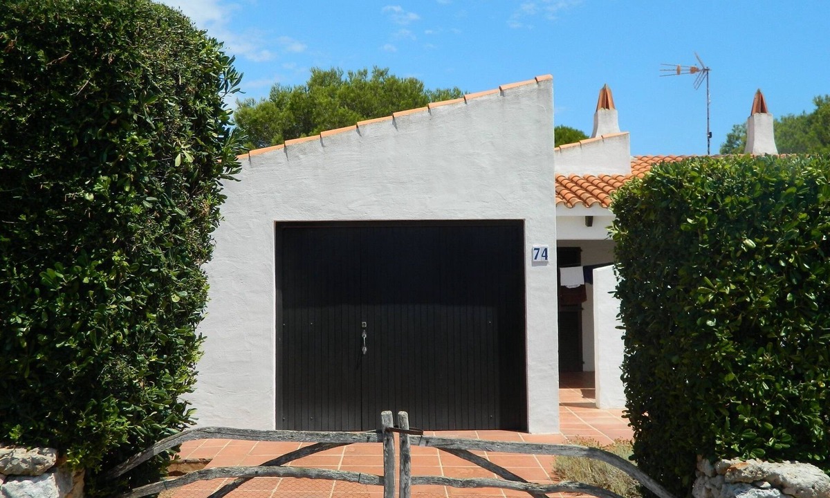 Binibeca Villa | "LA BUGANVILLA" House with garden and private pool.