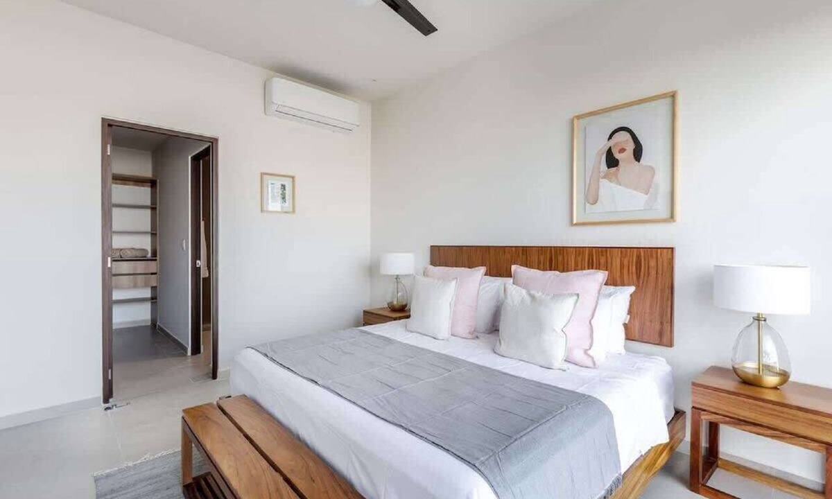 Downtown Cancun Apartment | Lagoon-View Apt - Cancun - Pool & Gym - Sleeps 4
