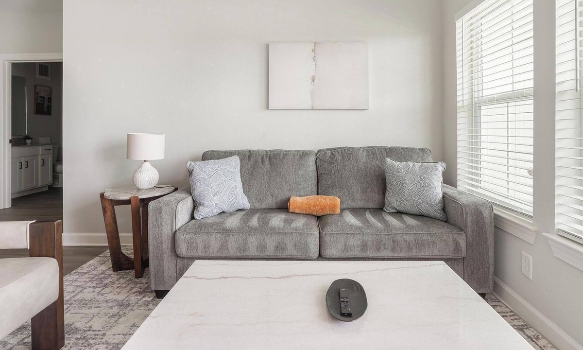 Fort Myers Apartment | Landing | Chic 2BD, Pool