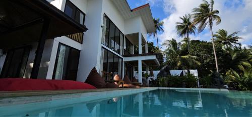 Haad Pleayleam Villa | LIAM Villa Elegance and Luxe
