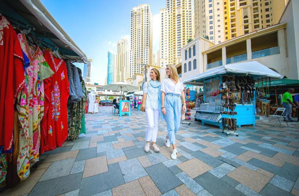 Jumeirah Beach Residence Hostel | Lunar Beach View Hostel