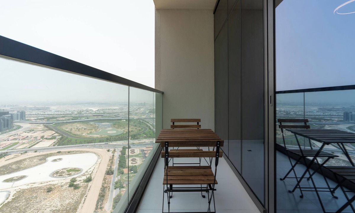 Sheikh Zayed Road Apartment | Lux BnB Aykon City I Skyline Canal Views