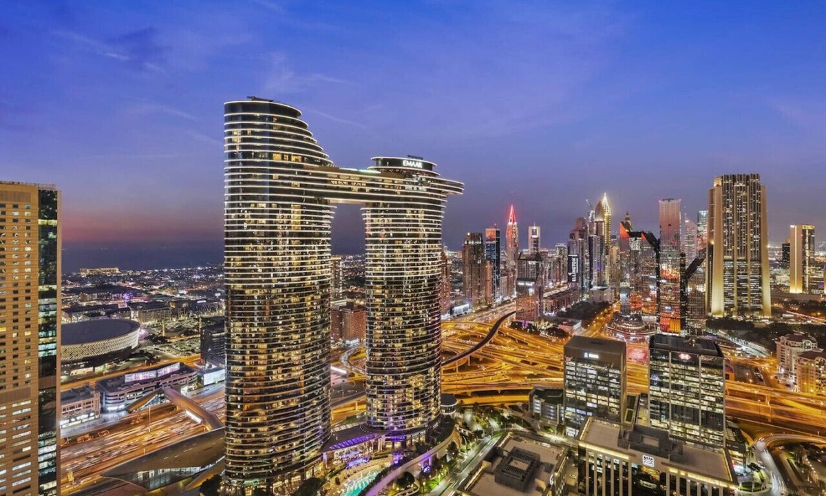 Downtown Dubai Apartment | Luxury 2BR with Burj Khalifa View & Balcony Near Dubai Mall, Dining, Metro
