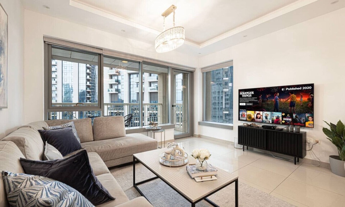 Downtown Dubai Apartment | Luxury 3BR Downtown Dubai Apartment with Burj Khalifa Views