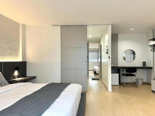 Nong Bon Bed & Breakfast | Luxury Moon Home