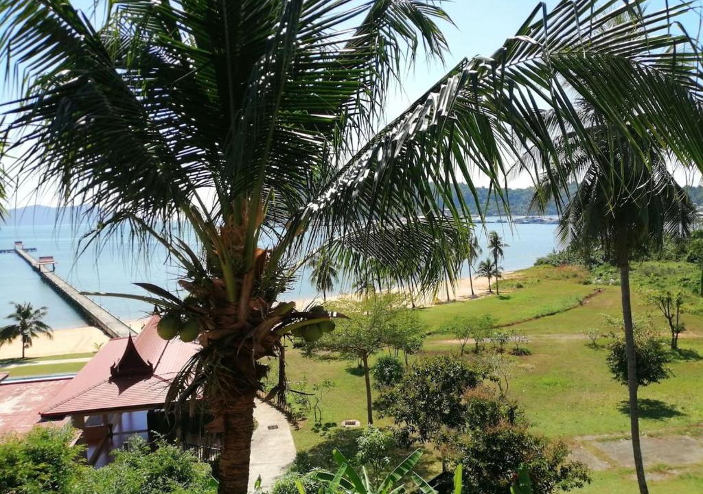 Bang Bao Bay House | Luxury Seaside Retreat - Infinity Pool