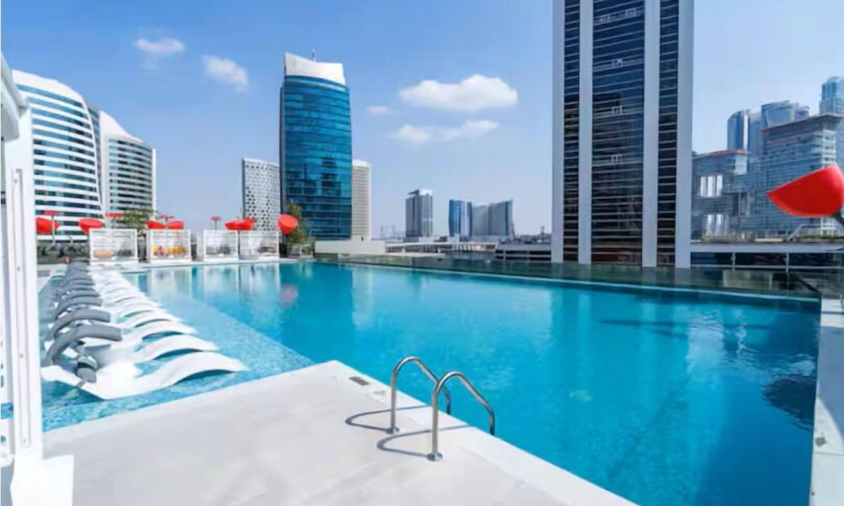 Madinat Zayed Apartment | MAG Stylish Studio in Business Bay Pool