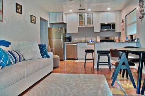 Bradenton Apartment | Manatee River Bungalow - 4