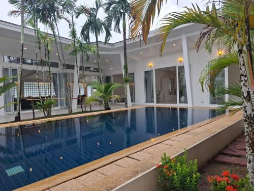 Pa Klok Villa | Mango Villa