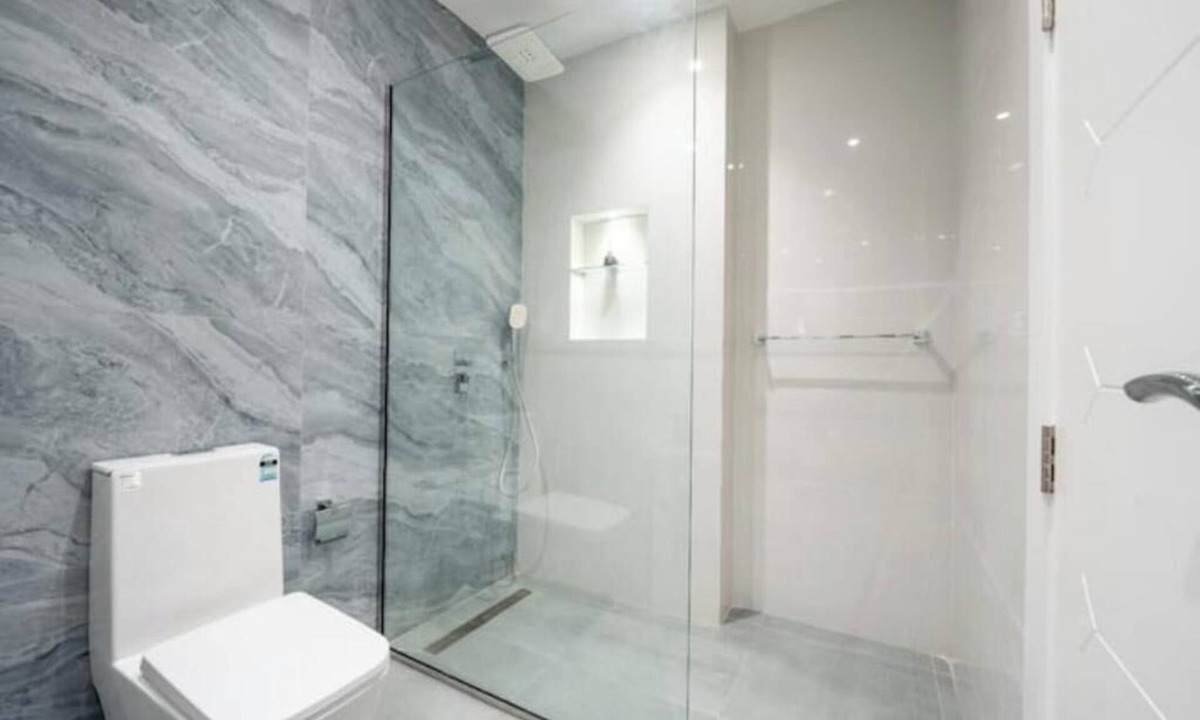 Dubai Internet City Apartment | Marina Luxury 5 Bedroom & Private Pool