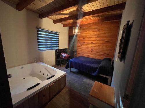 Mazamitla Ski Chalet | Mazamitla - Cabaña Topacio con jacuzzi