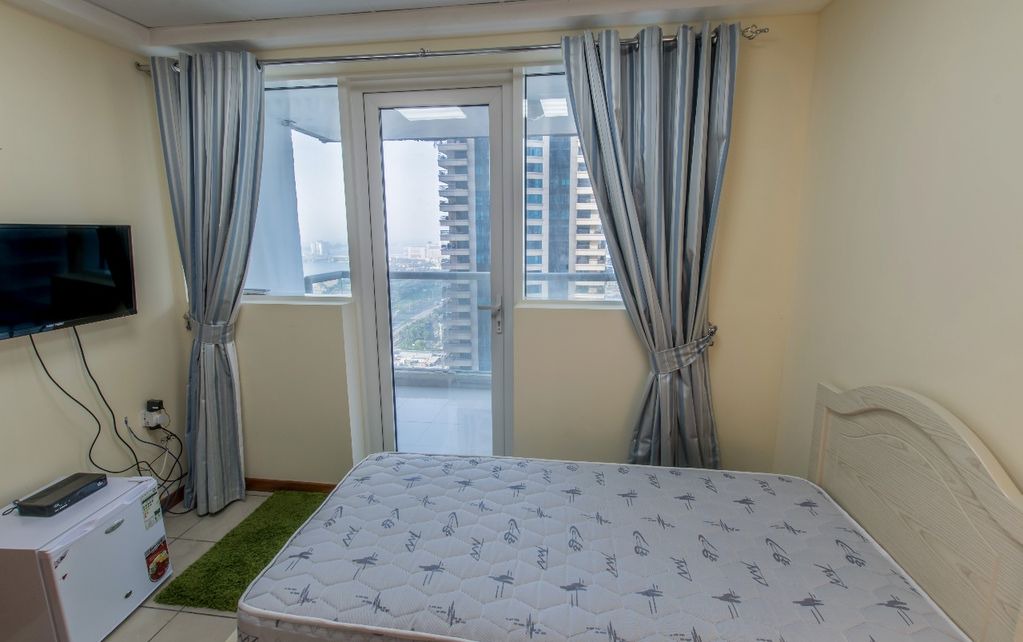 Dubai Media City Apartment | Medium Room With Balcony For Rent in Dubai Marina For One Man