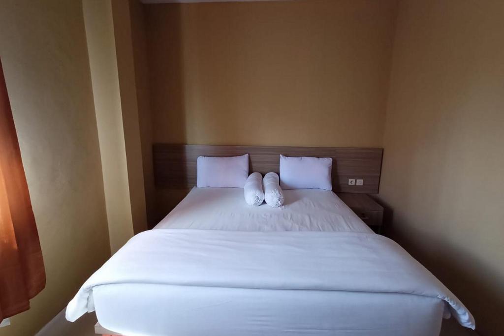 Sampit Hotel | Mess MT Haryono RedPartner