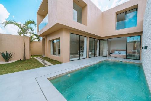 Padonan Villa | Minimalist Paradise: Tranquil Canggu Villa Ummi