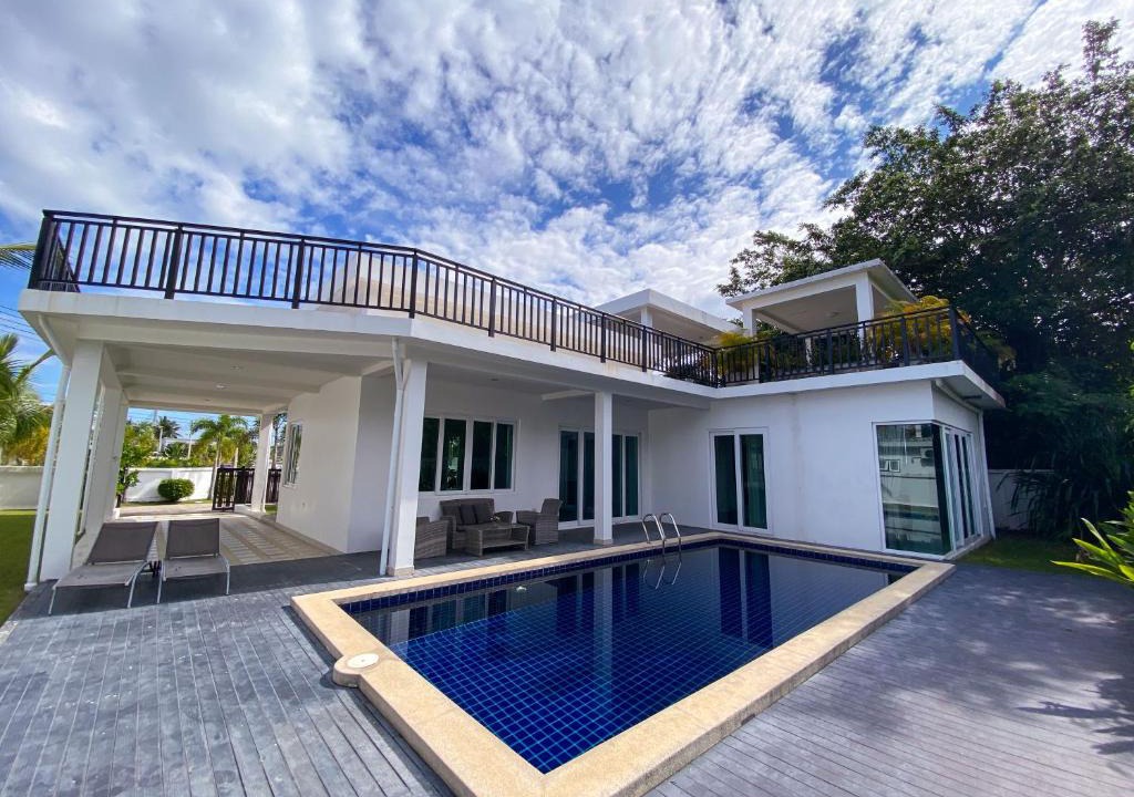 Huai Yai Villa | Mountain Village