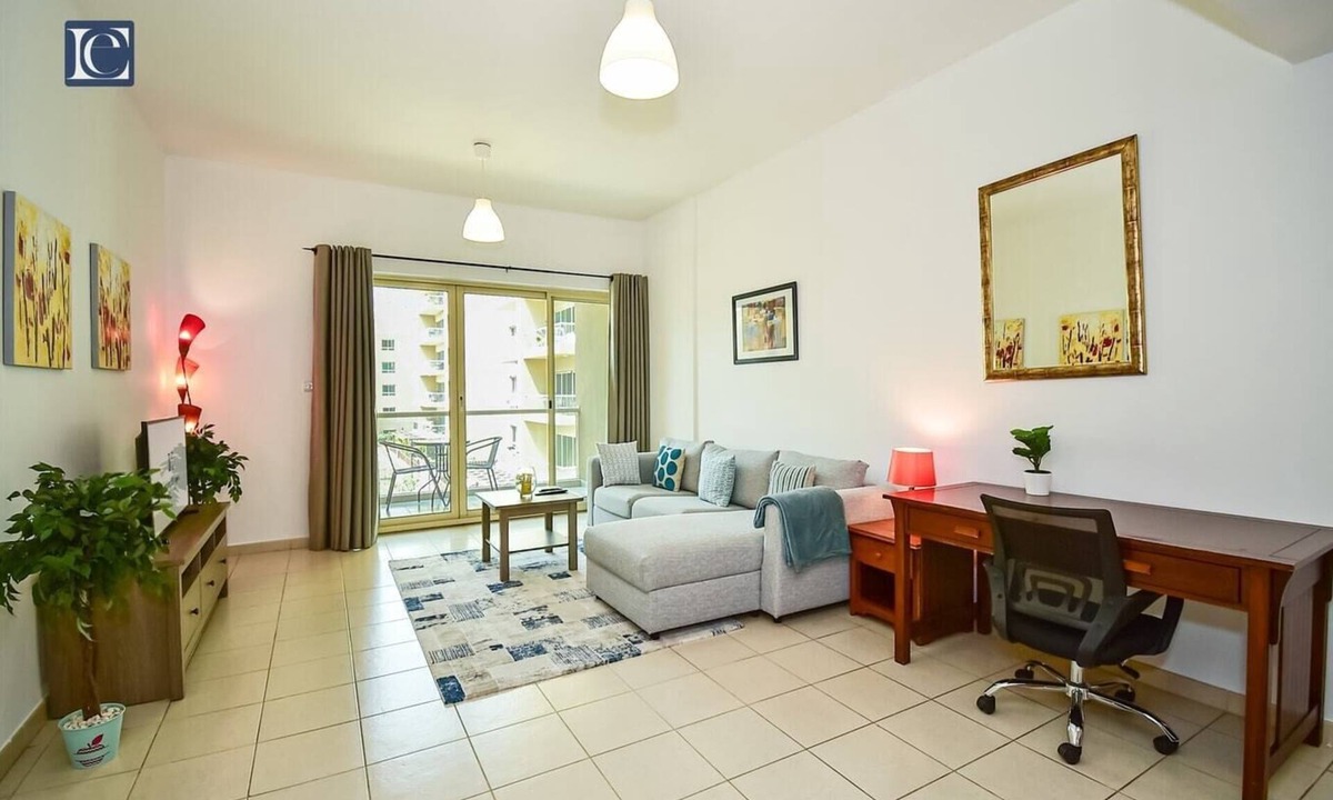 The Greens Apartment | OAS - spacious 1 bed with Balcony