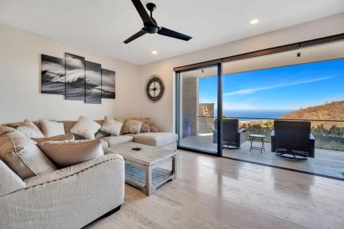 Paraiso Escondido House | Ocean View Infinity Pool Overlooking Quivira