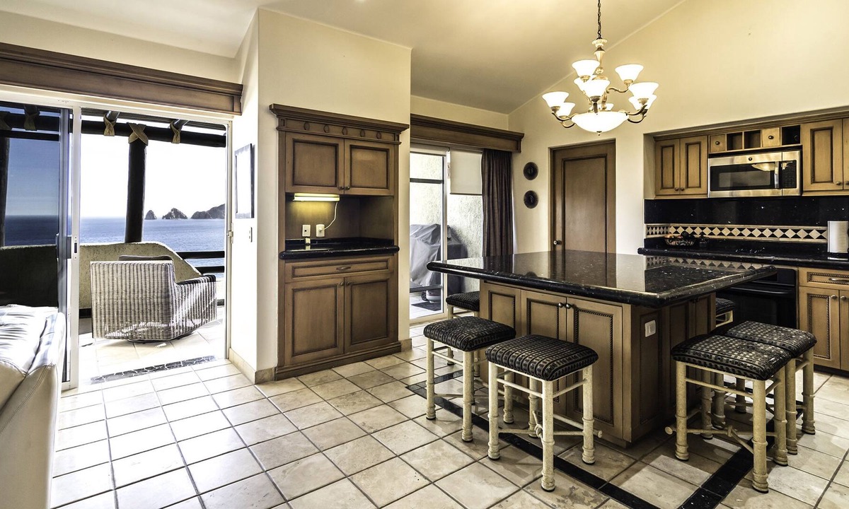 Cabo Bello Condo | Oceanfront Penthouse - Stunning Views, 2 Master Suites + Private Jacuzzi